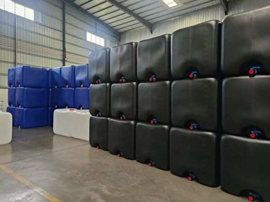 1000 litrów IBC Galwanizowana stalowa klatka zewnętrzna i czarny pojemnik wewnętrzny dla przemysłu chemicznego