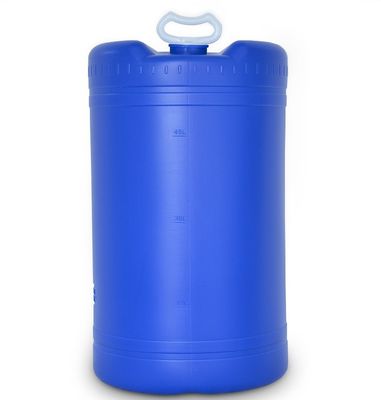60 litrów ogólnych, małych beczek z gumą, beczek z chemicznymi.