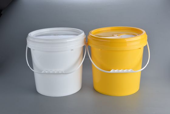 10L plastikowa beczka jest lekka i może zawierać chemikalia lub farby
