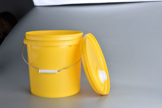 10L plastikowa beczka jest lekka i może zawierać chemikalia lub farby