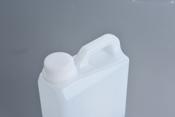 1L średnio gęsto plastikowa butelka zamknięta ma dobrą uszczelnienie
