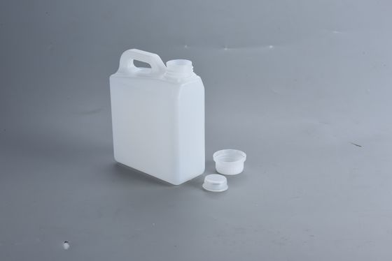 1L średnio gęsto plastikowa butelka zamknięta ma dobrą uszczelnienie